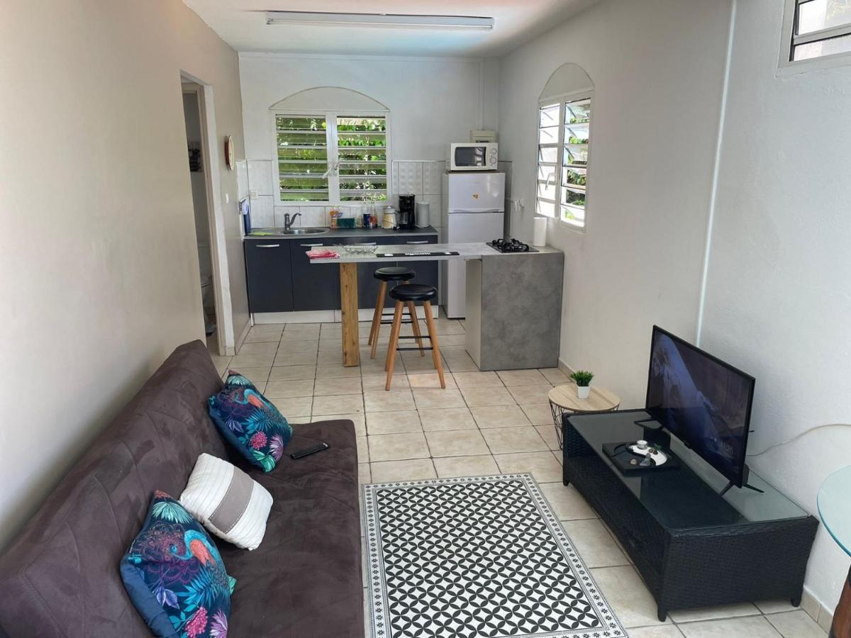 Efoa : Un Havre De Paix Non Loin Du Centre Apartment Fort-de-France Luaran gambar